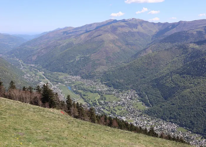 Residence Poste & Golf, Appartement Pour 4 Personnes Au Coeur De Luchon